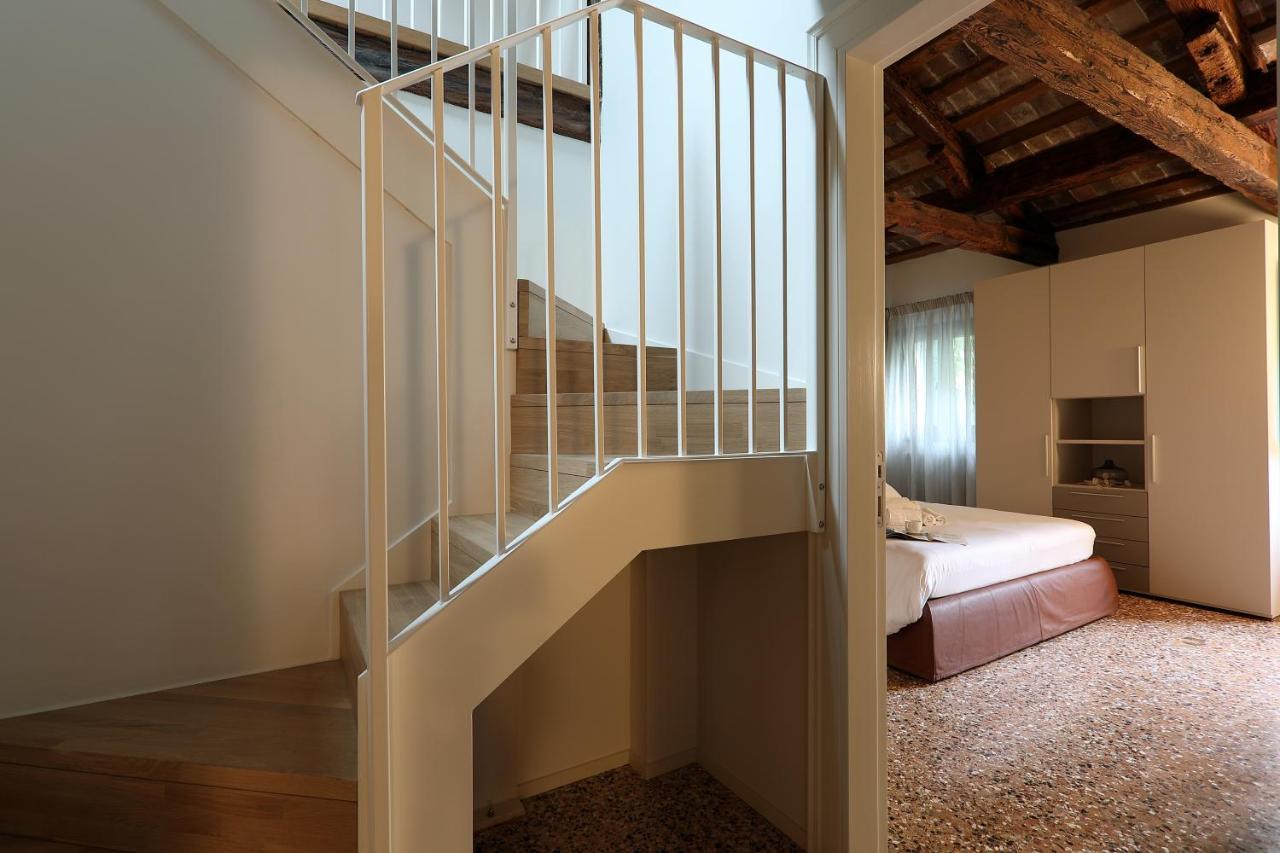 Palazzo Venere Apartments เวนิส ภายนอก รูปภาพ